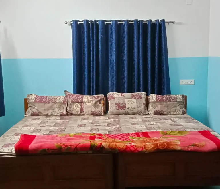 Pine Crest room bed